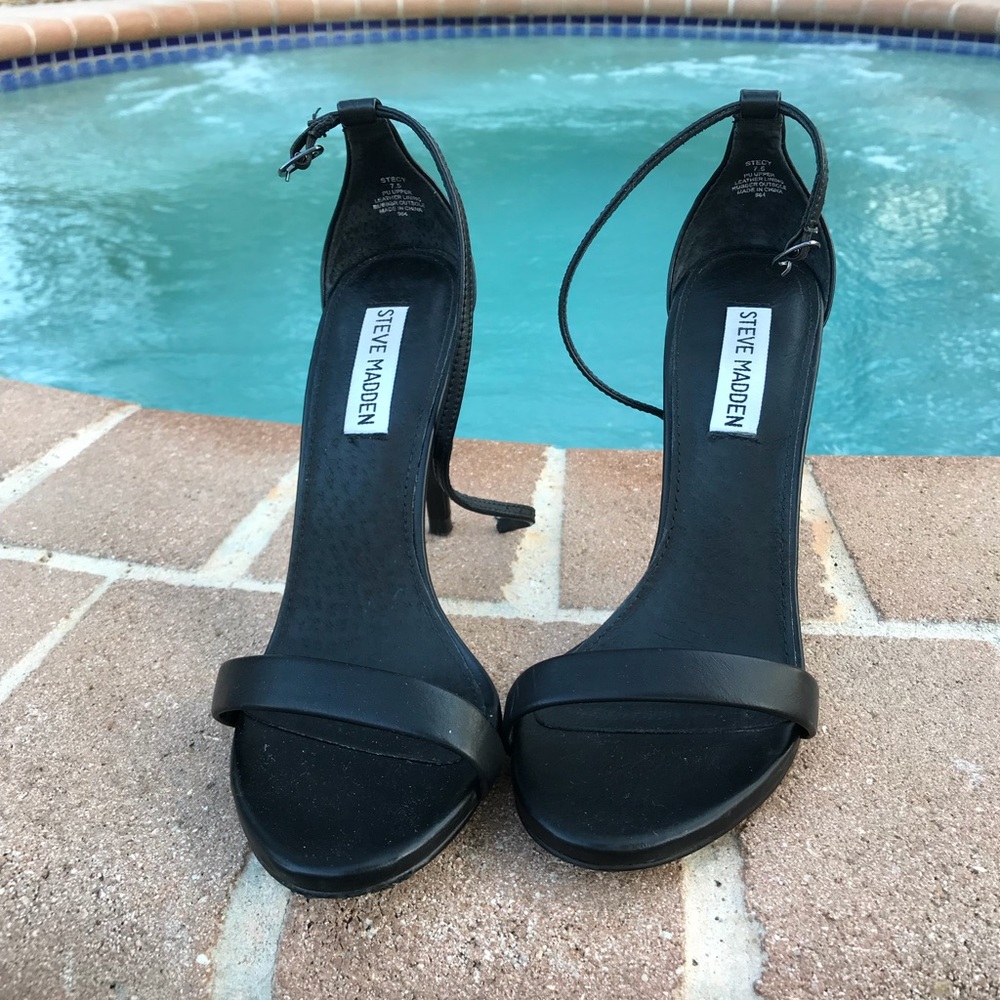 Steve Madden Stecy strappy heels